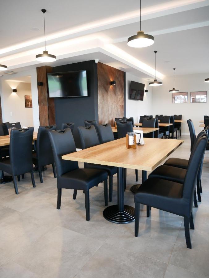 Przystanek Roszkow -Noclegi I Restauracja Εξωτερικό φωτογραφία